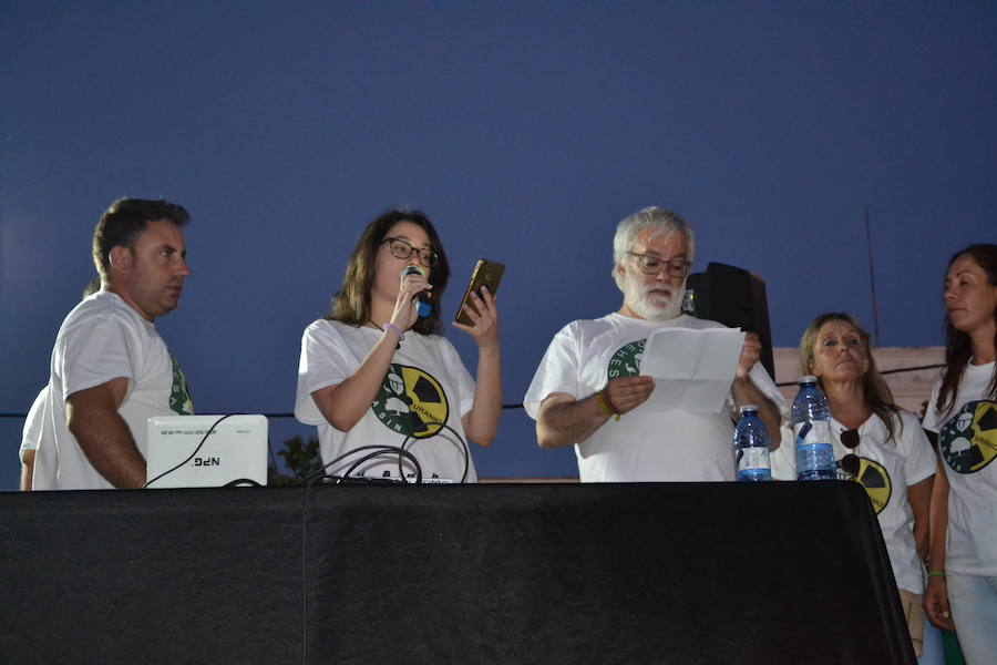 Momento de la lectura del manifiesto.