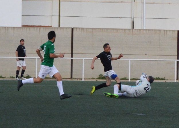 La liga de fútbol 7 cuenta con 7 equipos participantes. :: f. h./