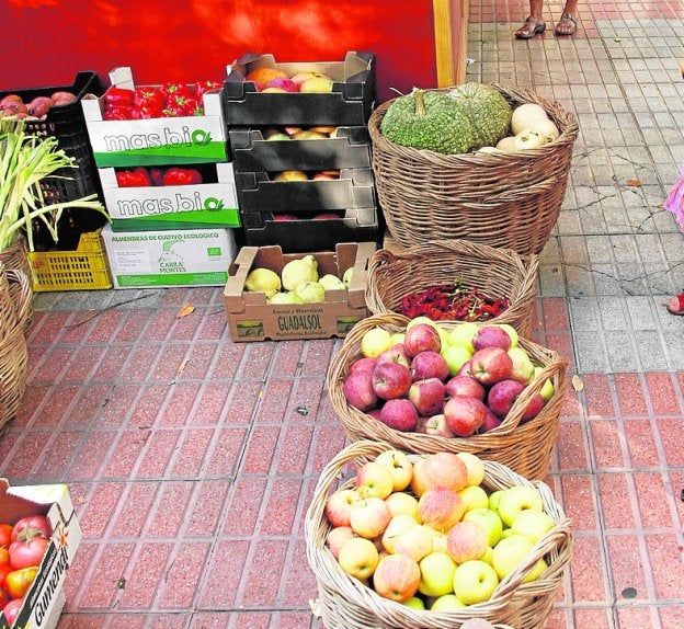 Productos ecológicos en un mercado extremeño. :: hoy