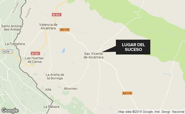 Arde una nave de corcho en San Vicente de Alcántara