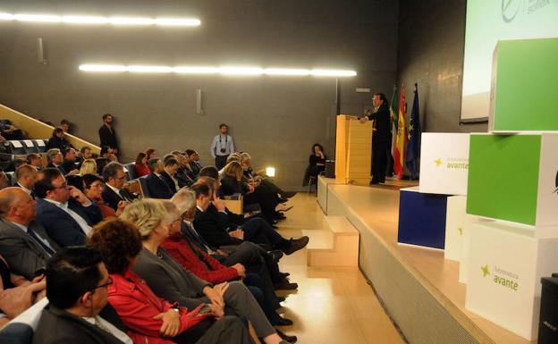 Extremadura Avante conecta emprendedores con empresas en los Retos Empresariales
