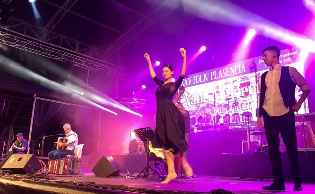 Actuación de Xabi Aburruzaga.