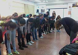 Un coro que canta al buen trato humano