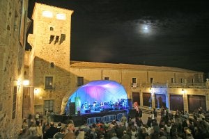 Womad cambia de sitio el escenario de San Jorge y mantiene el de la Plaza