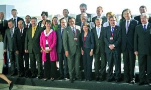 Los ministros de Agricultura, el alcalde Ángel Calle y el presidente de la Junta, ayer, en Mérida. ::
AFP/