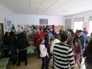 La comunidad educativa en la tómbola. :: ÁNGELA/