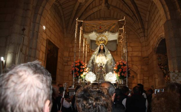 La Virgen de la Luz en la iglesia de Ntra. Sra. de la Asunción, en 2019. 