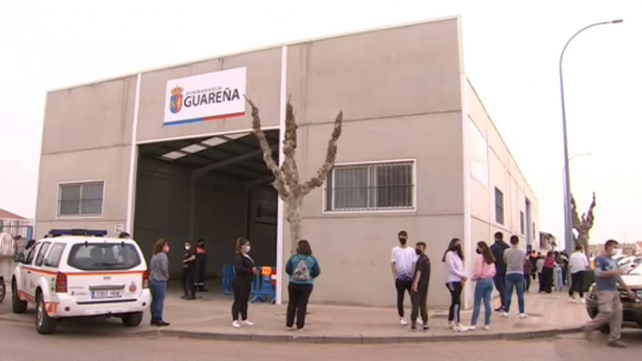 Cribado realizado en la Nave Multiusos de Guareña en el polígono industrial La Alberca.