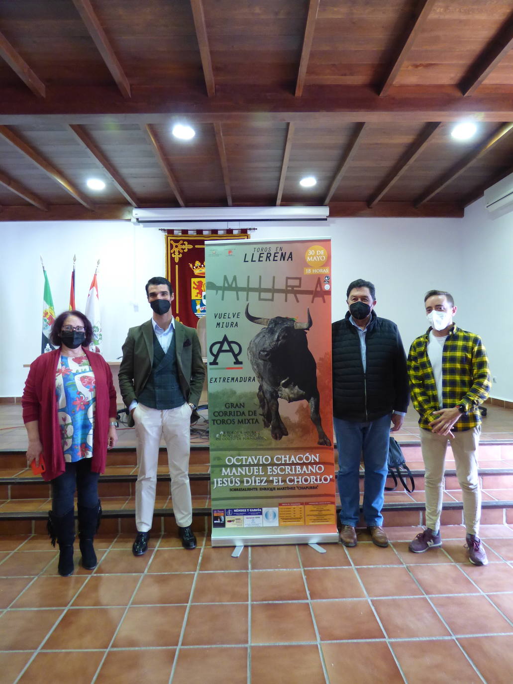 Llerena celebra con 'El Chorlo' una corrida mixta