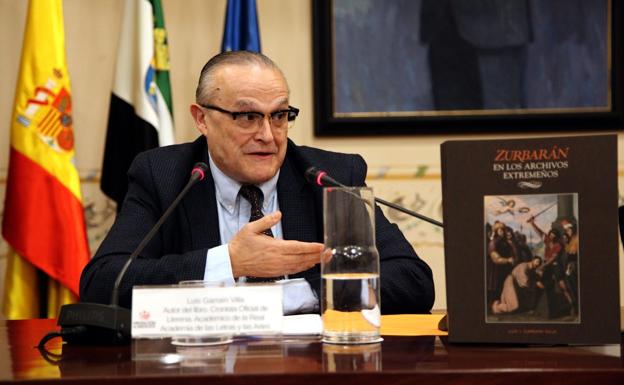 Luis Garraín en una presentación de su libro en 2019./DIPUTACIÓN DE BADAJOZ