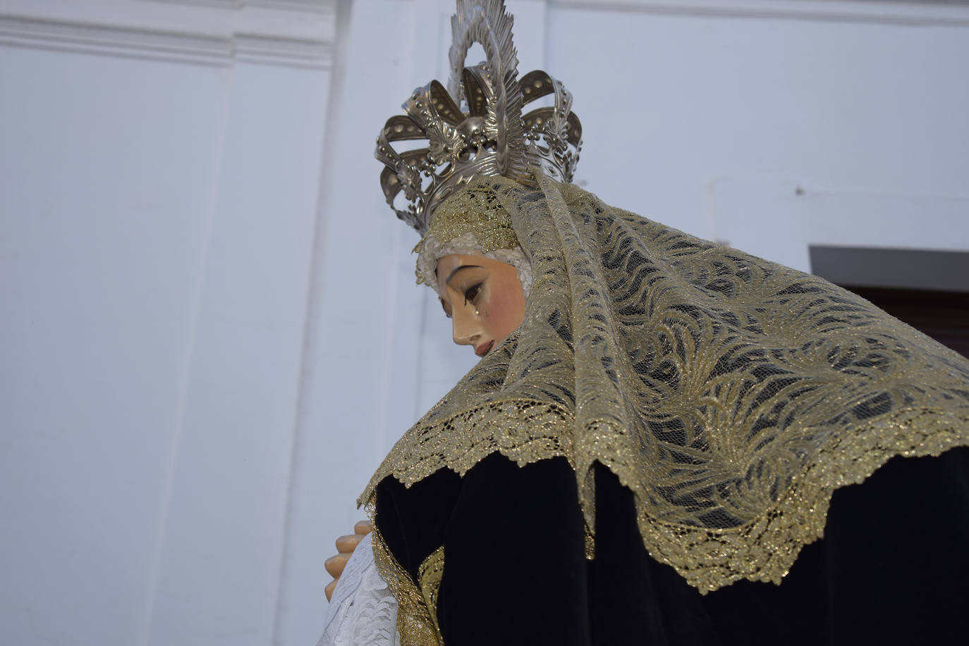 Imagen de la Virgen en procesión /Sara MAcarro