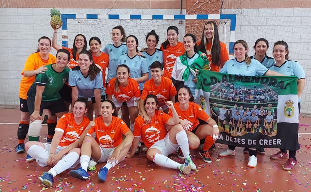 Ante todo, deportividad. Foto conjunta del Albacete y el Almendral/Cedida