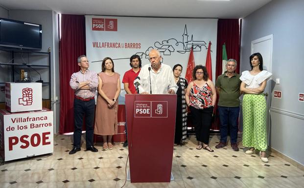 El Grupo Municipal Socialista comparece en rueda de prensa en su sede /M.Á.P