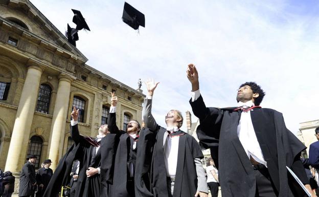 Reino Unido Permitira A Los Estudiantes Extranjeros Quedarse En El Pais Dos Anos Tras Graduarse Hoy