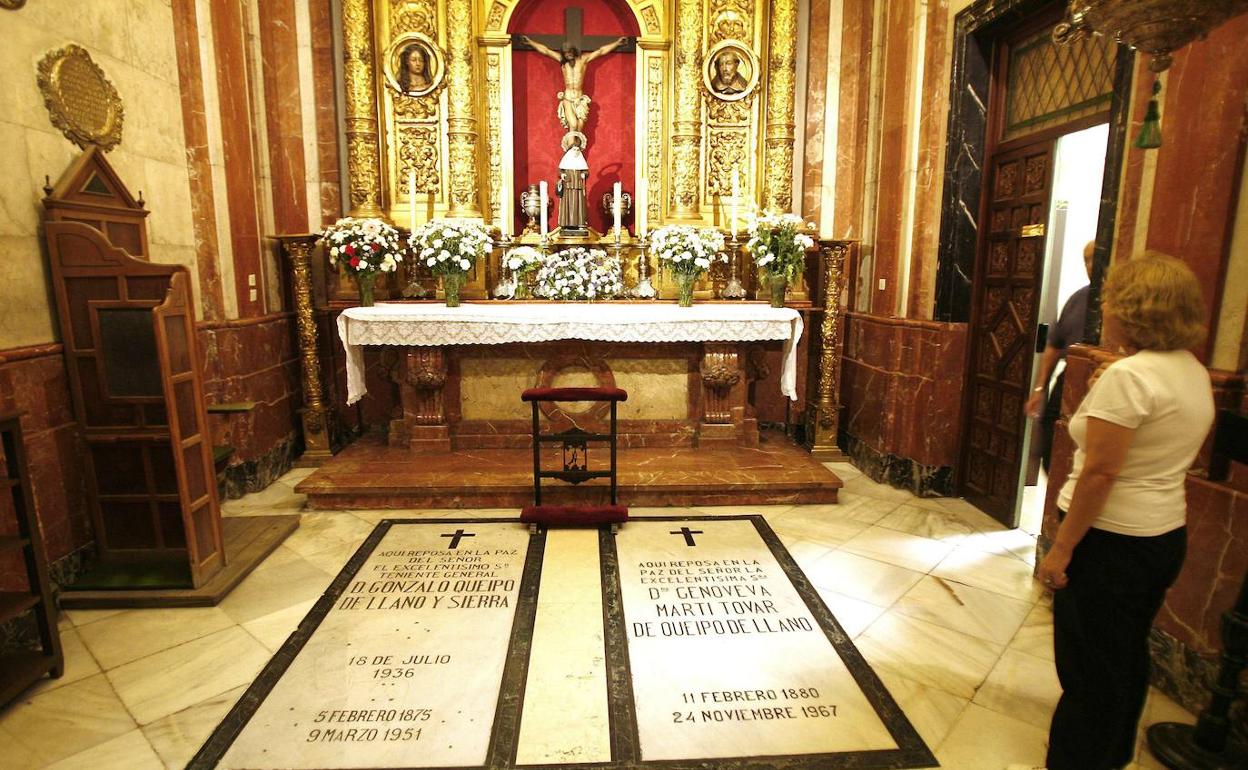 Los restos de Queipo de Llano serán trasladados a la sacristía de la  Macarena tras la Semana Santa | Hoy