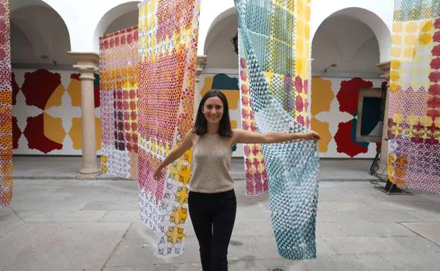 Isabel Flores expone 'Pattern Reveal' en la sala Santa Clara de Mérida