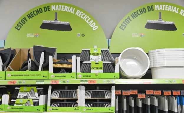 Las tiendas disponen ya de productos 100% reciclados.