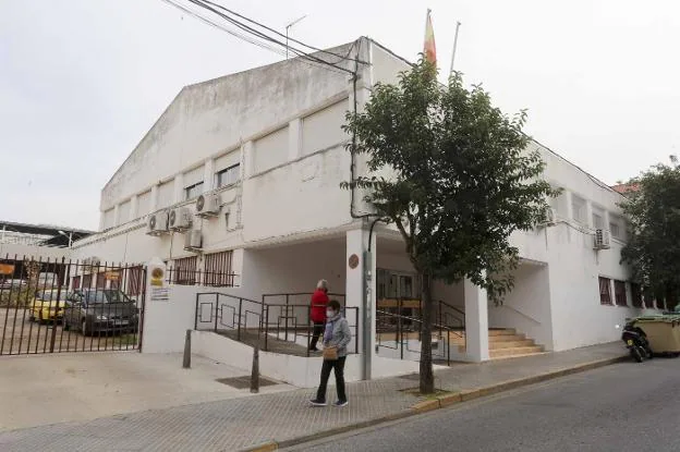 Centro de mayores de la calle Calvario. / J. M. ROMERO