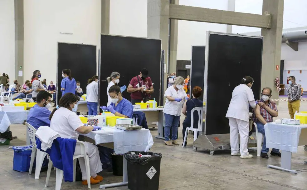 Jornada de vacunación en Ifeme, Mérida. /