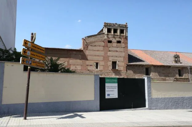 Convento de las Freylas de Santiago, junto a Santa Eulalia. / HOY