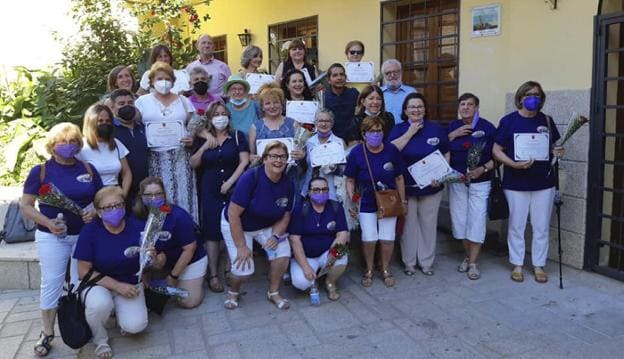 Encabo con participantes en la ruta teatral. / A. A.