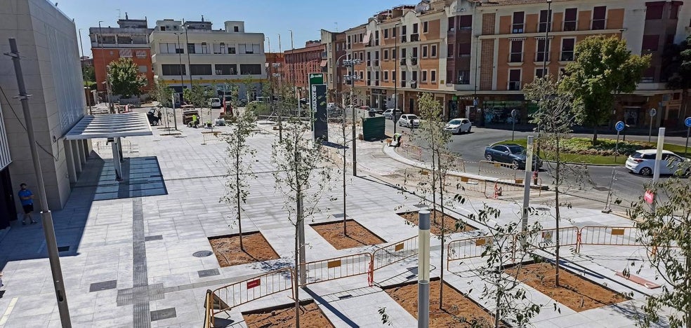 La estación de tren de Badajoz estrena nueva plaza - Vimarsana News