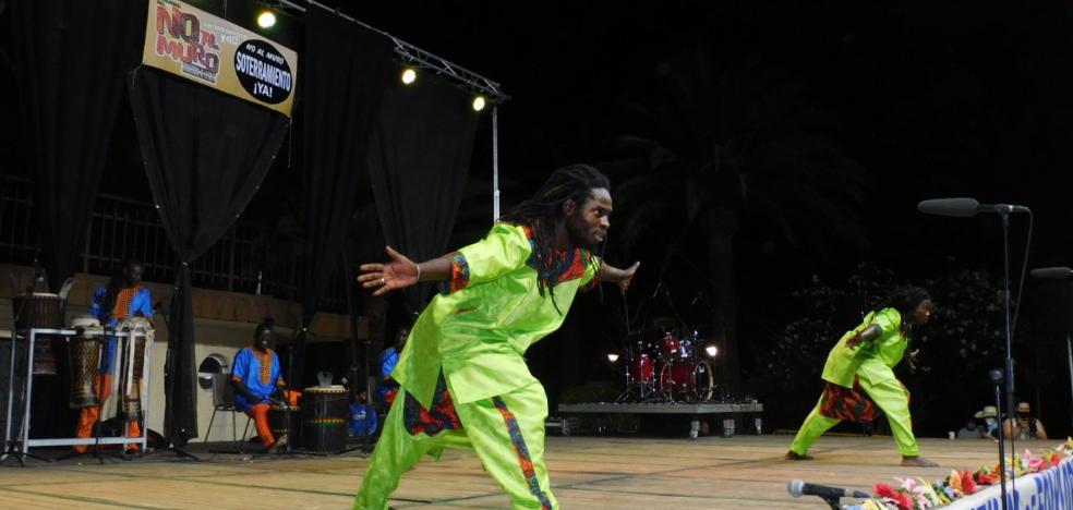 Baile, música y tradiciones contra el calor en el parque municipal - Vimarsana News