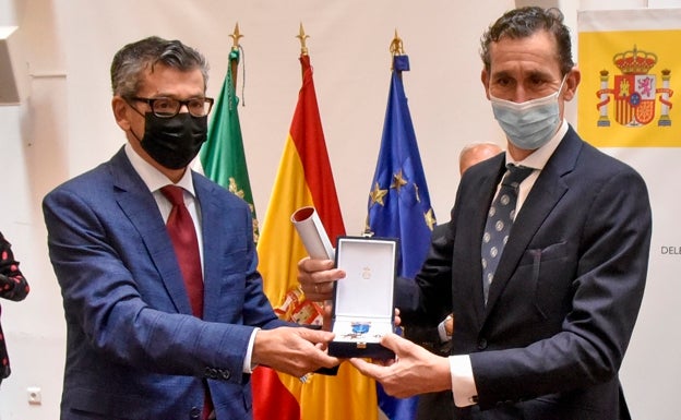 La Delegación del Gobierno presenta las Medallas al Mérito de la Seguridad Vial