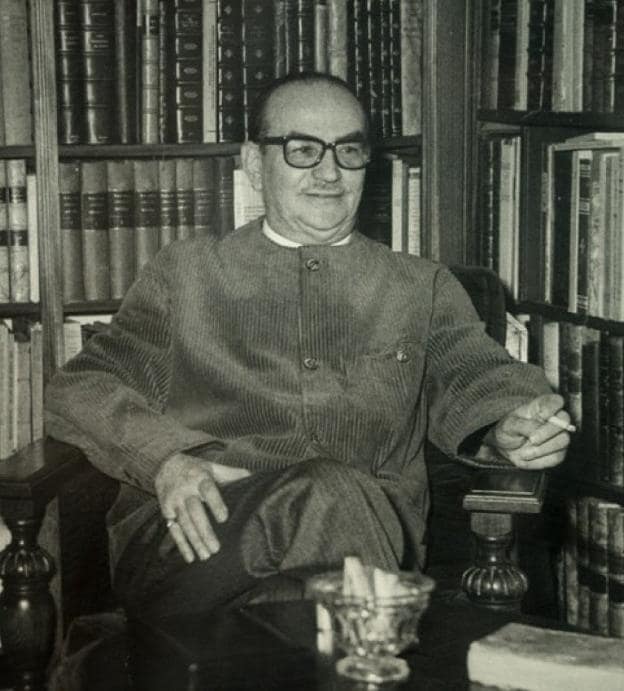 Antonio Rodríguez-Moñino en su biblioteca. / RAE