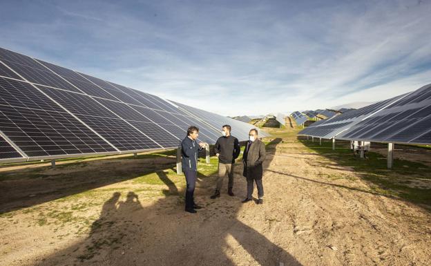 Planta fotovoltaica de Alter Enersum en Cáceres. /JORGE REY