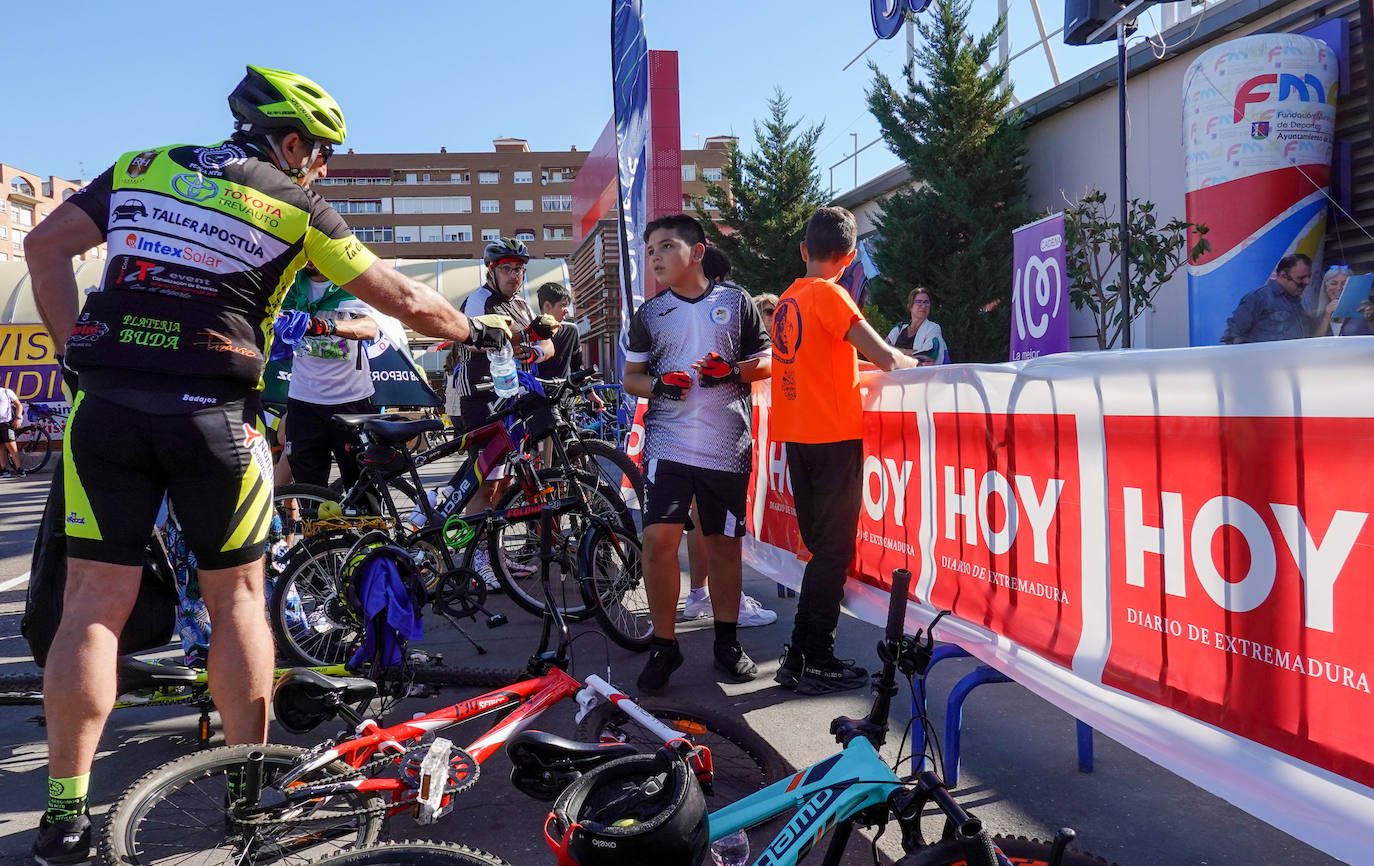 Destierro Inconsistente Instruir Fotos: Día de la bicicleta en Badajoz 2022 | Hoy