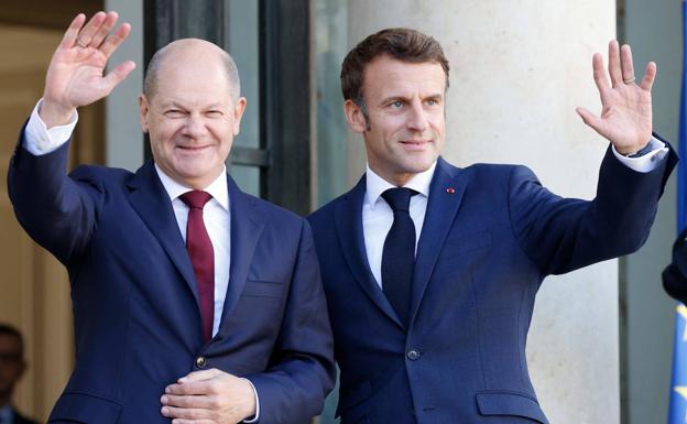 El canciller Scholz y el presidente Macron, en un encuentro anterior./e. p.