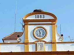 De La Para Evitar En Consistorio Plaza Revisa Reloj El Fallos Las T1JlKcF3