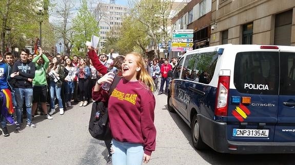 Los estudiantes salen a la calle en la segunda jornada de Los estudiantes salen a la calle en la segunda jornada de